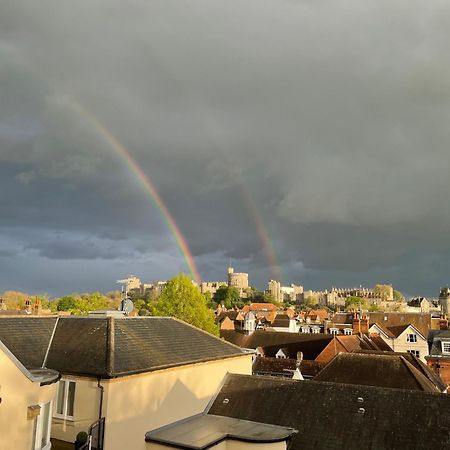 Top Floor En-Suite Double Bedrooms With Great View Of Windsor Castle & Free Parking Екстериор снимка