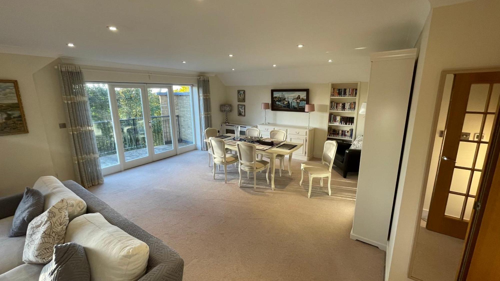 Top Floor En-Suite Double Bedrooms With Great View Of Windsor Castle & Free Parking Екстериор снимка