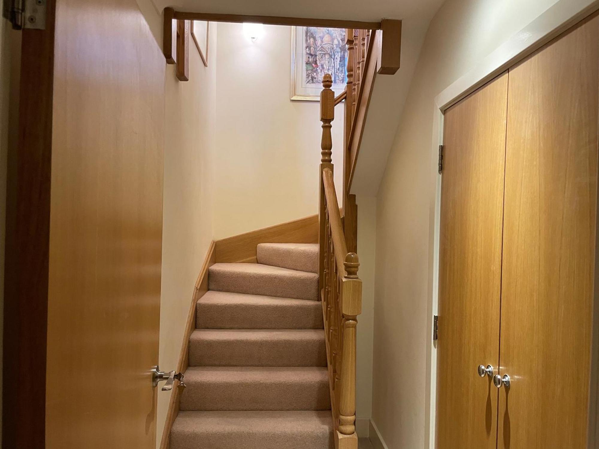 Top Floor En-Suite Double Bedrooms With Great View Of Windsor Castle & Free Parking Екстериор снимка