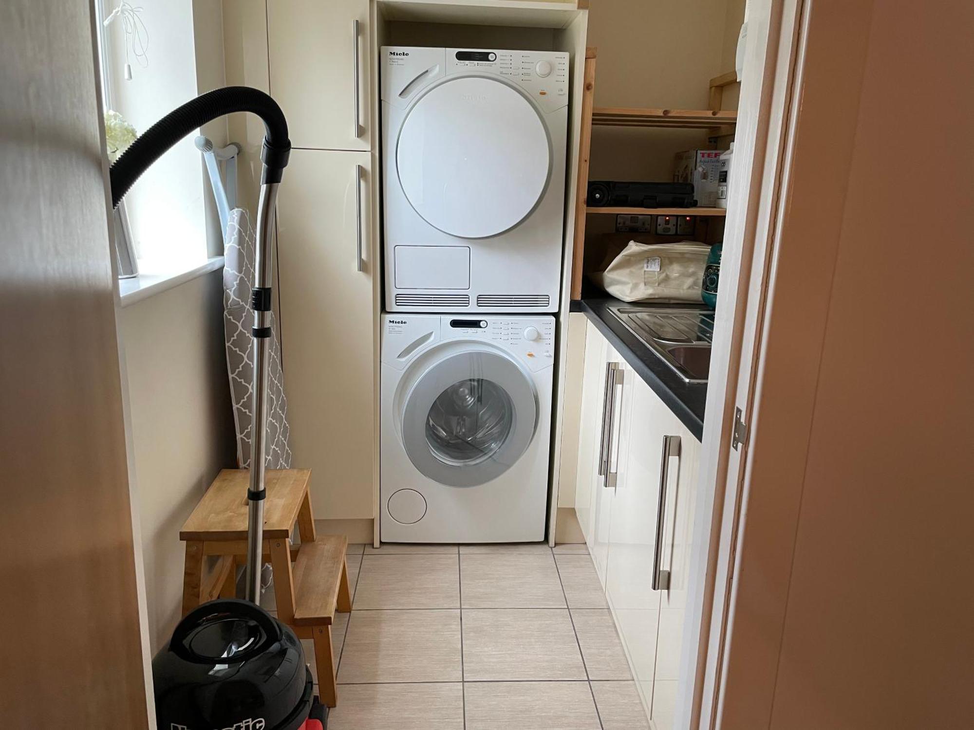 Top Floor En-Suite Double Bedrooms With Great View Of Windsor Castle & Free Parking Екстериор снимка