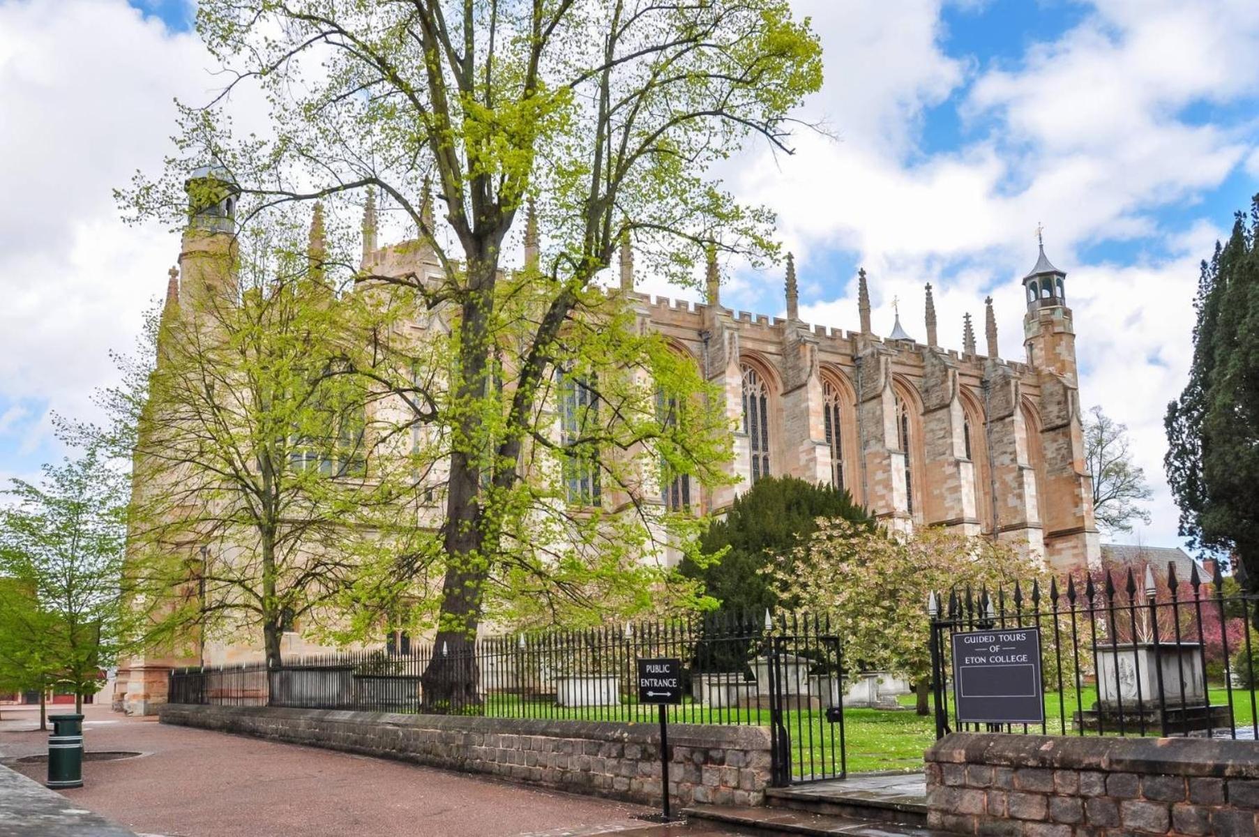 Top Floor En-Suite Double Bedrooms With Great View Of Windsor Castle & Free Parking Екстериор снимка